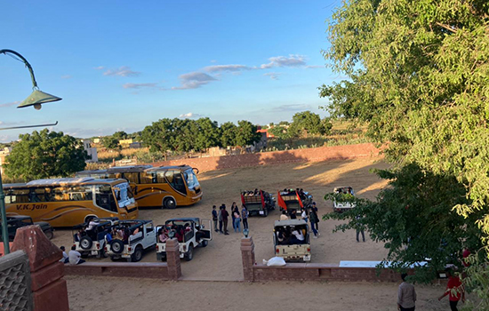 Camel cart and Jeep safari